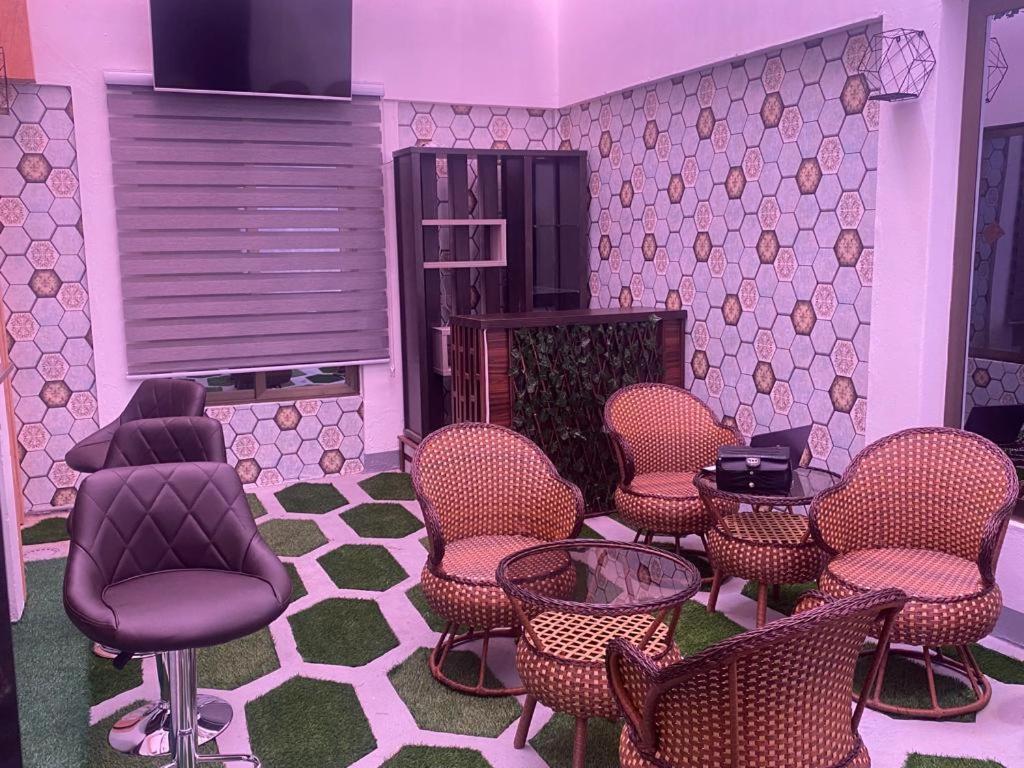 Milton Avenue Suites Accra Buitenkant foto