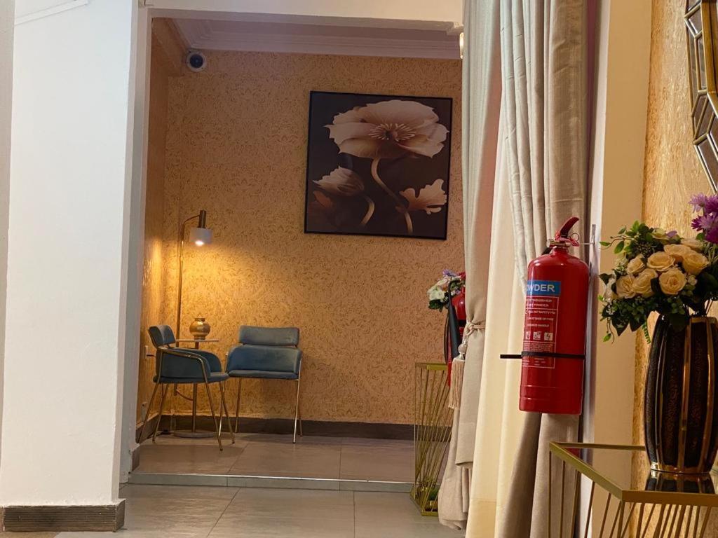Milton Avenue Suites Accra Buitenkant foto