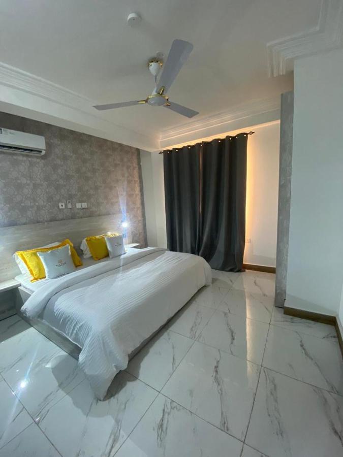 Milton Avenue Suites Accra Buitenkant foto