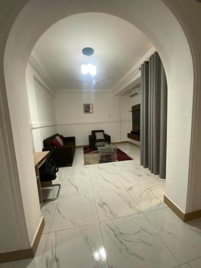 Milton Avenue Suites Accra Buitenkant foto