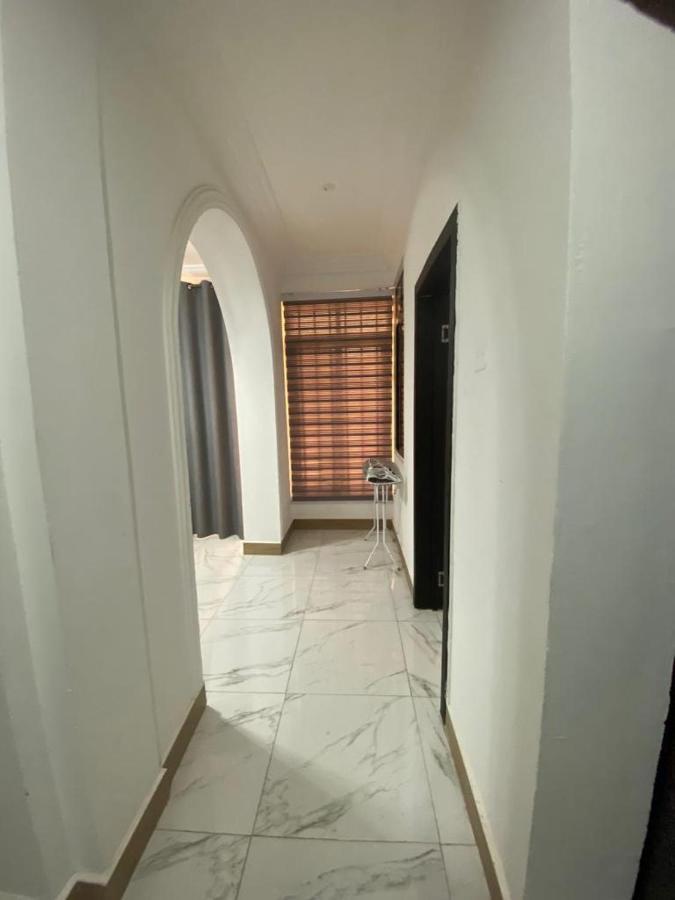 Milton Avenue Suites Accra Buitenkant foto