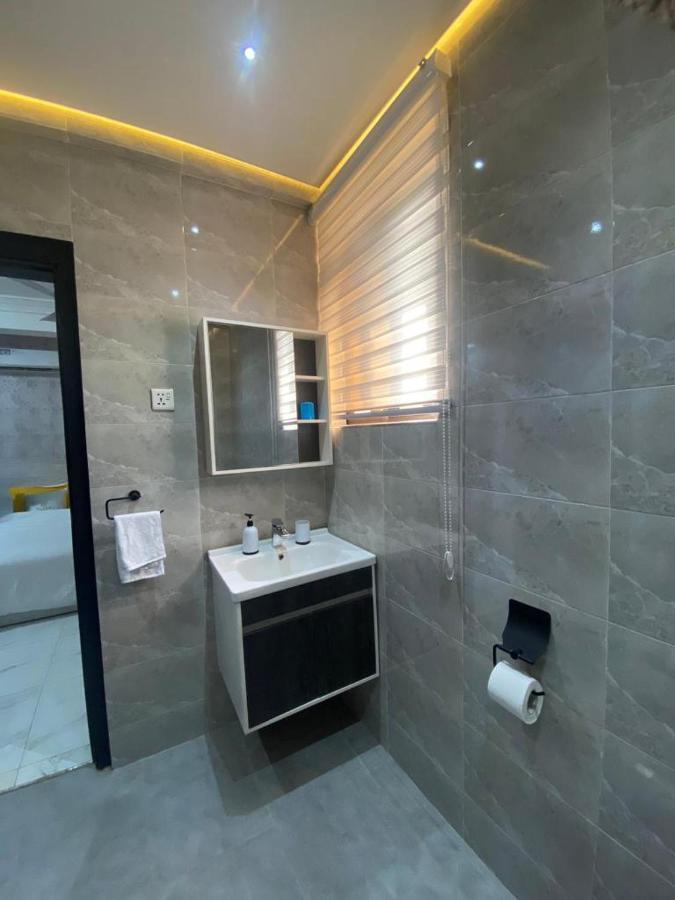 Milton Avenue Suites Accra Buitenkant foto